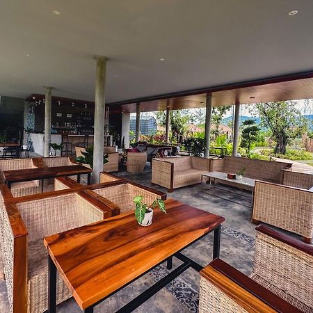 Kampot Tropical Village エクステリア 写真
