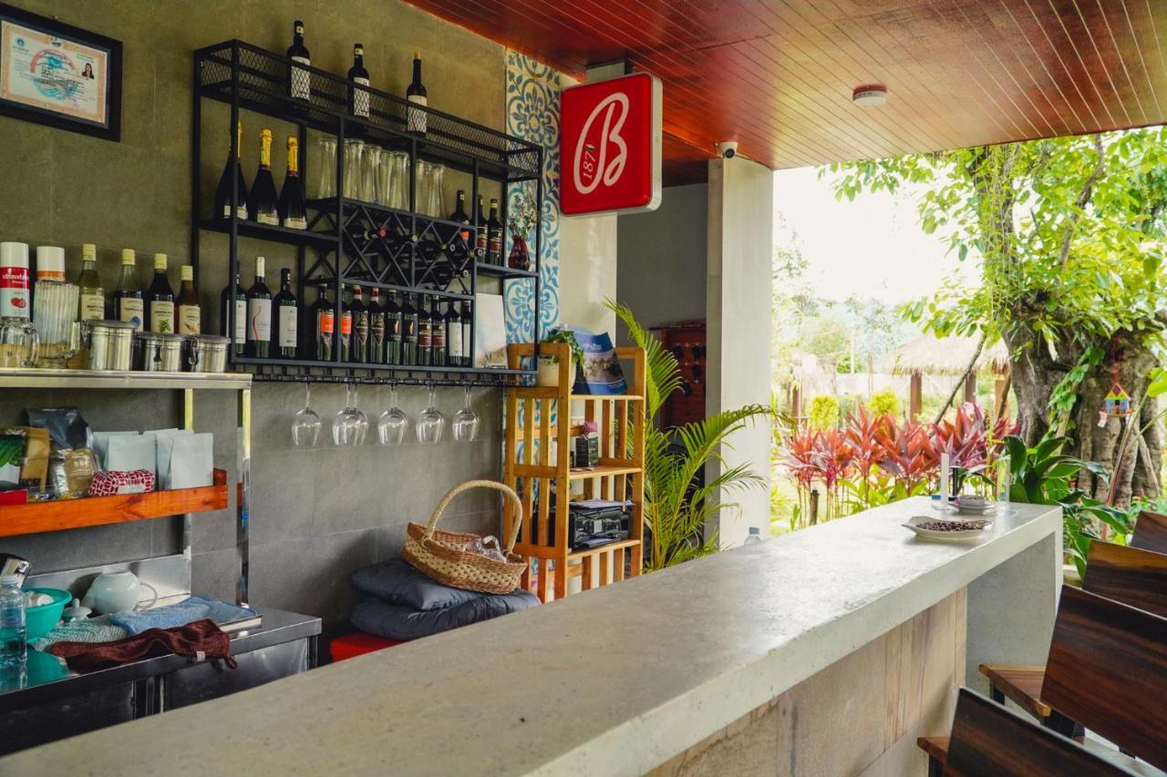 Kampot Tropical Village エクステリア 写真