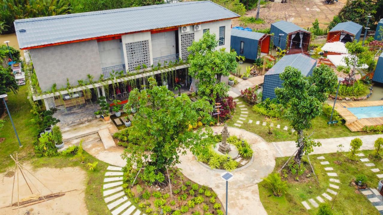 Kampot Tropical Village エクステリア 写真