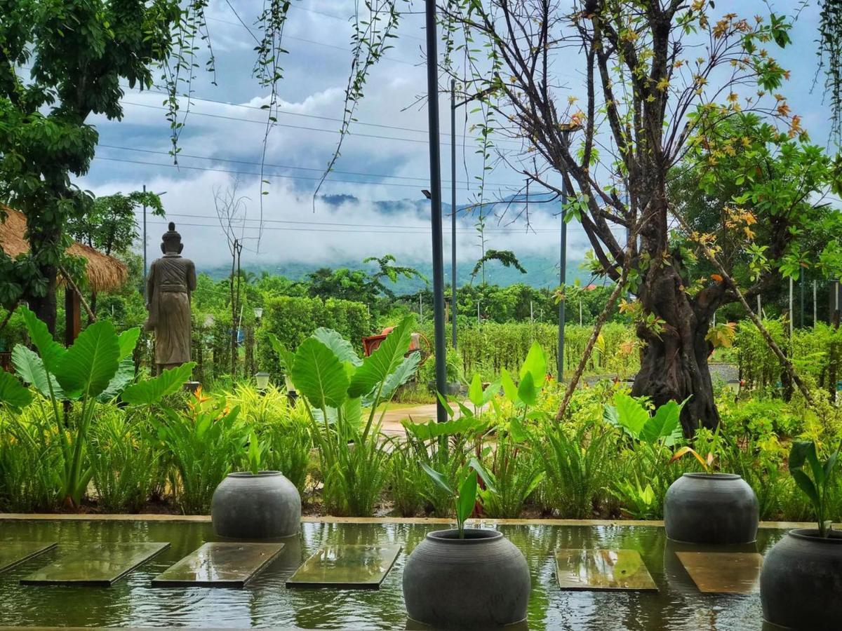 Kampot Tropical Village エクステリア 写真