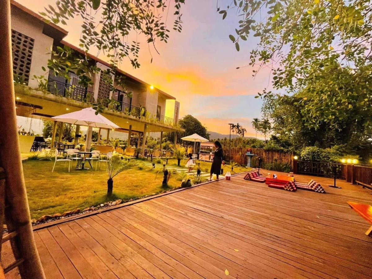 Kampot Tropical Village エクステリア 写真