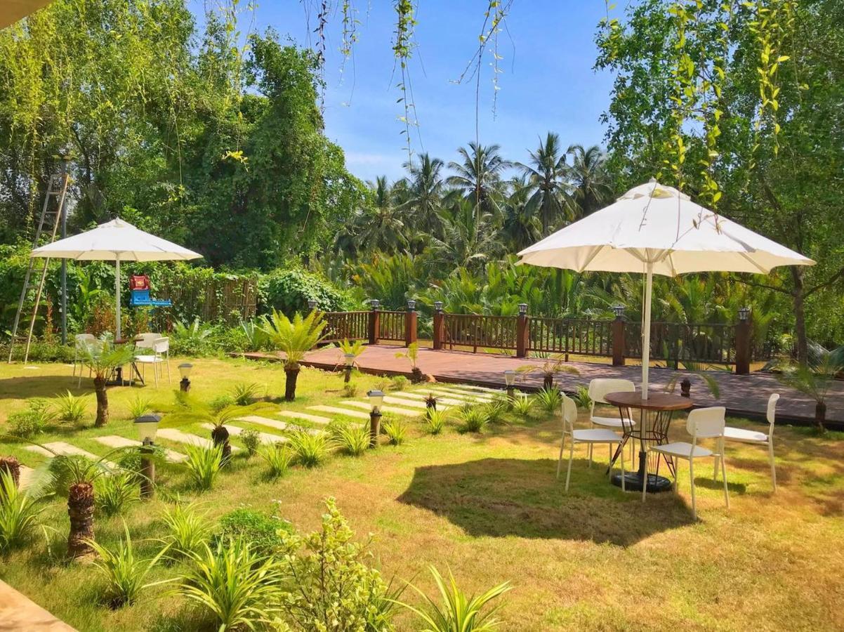 Kampot Tropical Village エクステリア 写真